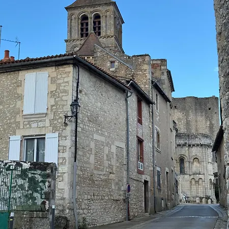 Le Calme Au Coeur De Semesterbostad *